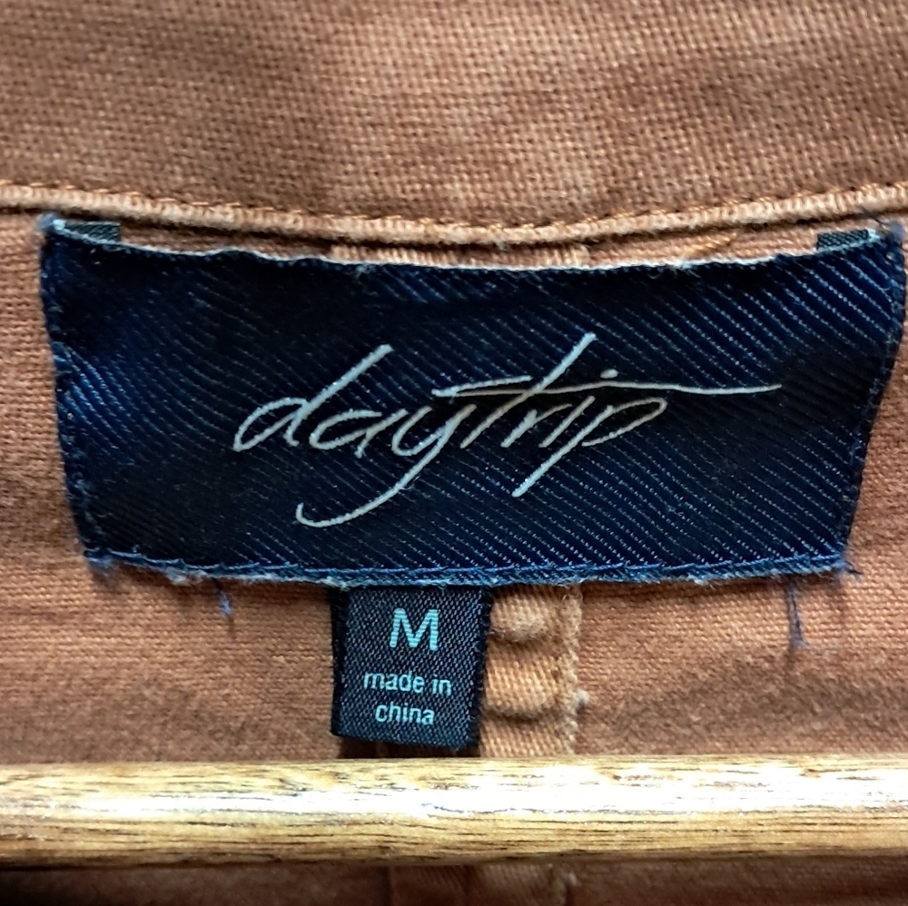 Daytrip Tan Utility Jacket - Picture 4 of 4